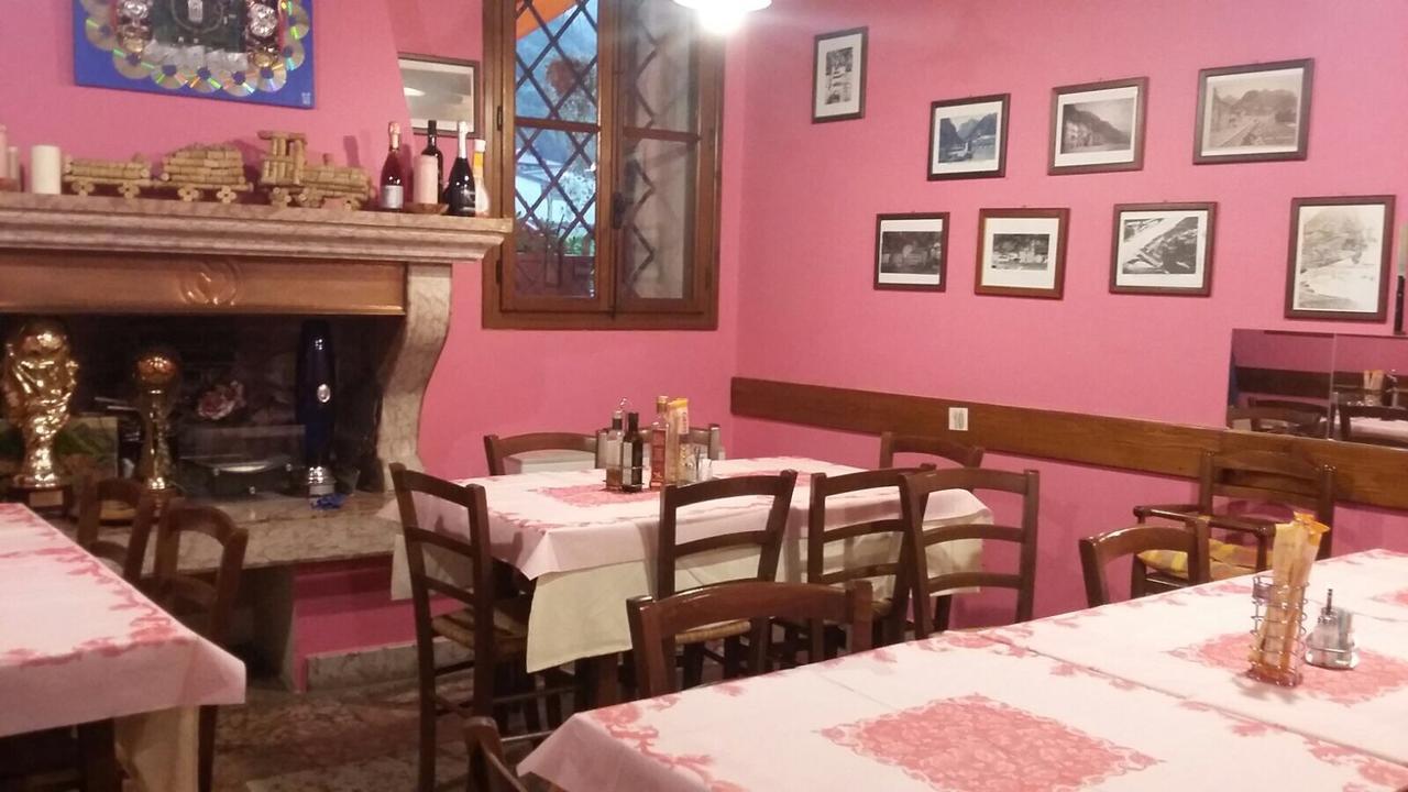 Ristorante Pizzeria Al Mondo Valstagna Exterior photo